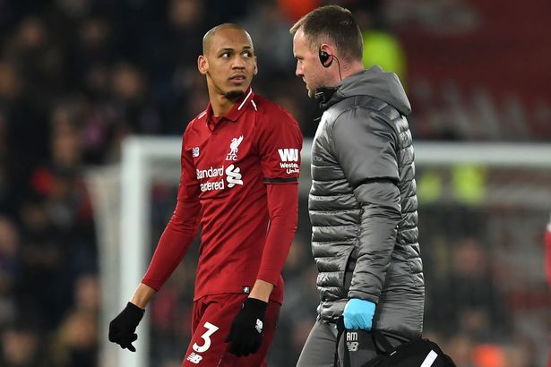 Liverpool hiện không còn một hậu vệ phải đúng nghĩa nào.