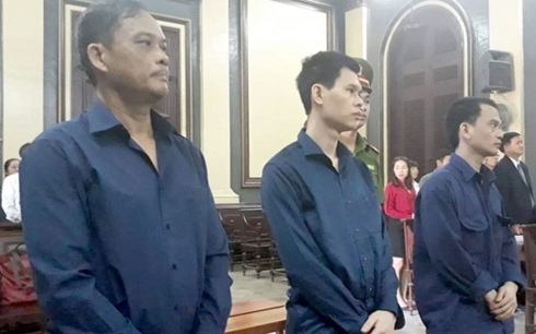 Các bị cáo tại tòa. (ảnh: CAND)