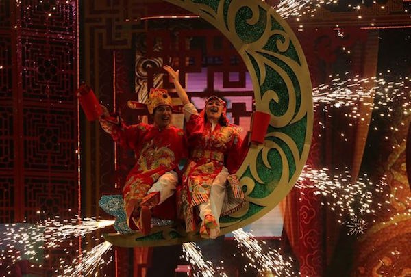 Táo Kinh tế (Quang Thắng) và Táo Xã hội (Vân Dung) có màn báo cáo đôi. (Ảnh: VFC)