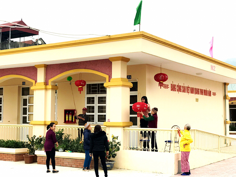 Trung tâm Bảo trợ xã hội tỉnh tổ chức cho các đối tượng dọn vệ sinh, trang trí nhà cửa đón Tết Nguyên đán.