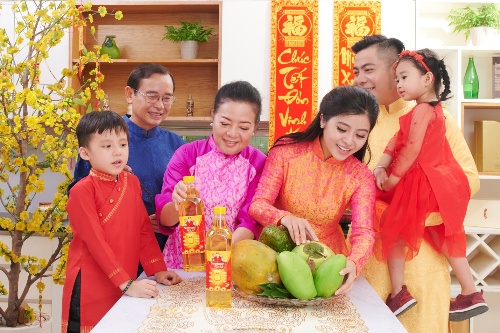 Chị em nên phối chọn trái cây có màu xanh, đỏ, vàng với nhau.