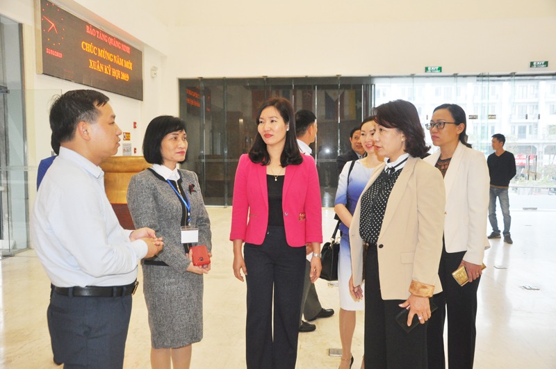 Phó Chủ tịch UBND tỉnh kiểm tra công tác chuẩn bị đón khách trong dịp Tết của Bảo tàng Quảng Ninh