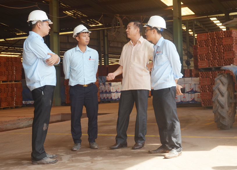 Gốm Đất Việt tạo dựng được môi trường làm việc trên dưới đồng lòng.