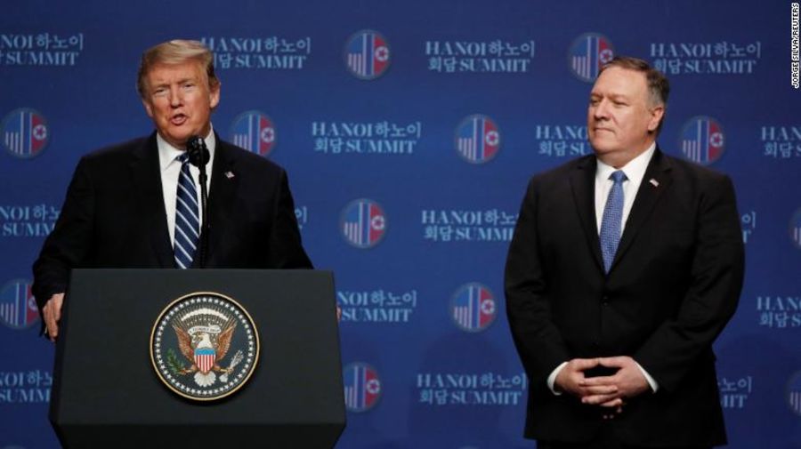 Tổng thống Donald Trump và Ngoại trưởng Michael Pompeo tại buổi họp báo. Ảnh: CNN