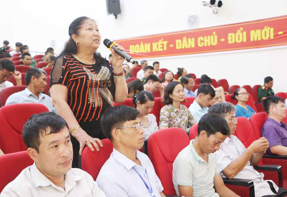 Bà Hoàng Thị Thậm - Cử tri thôn Trường Xuân xã Đồng Tiến, huyện Cô Tô.