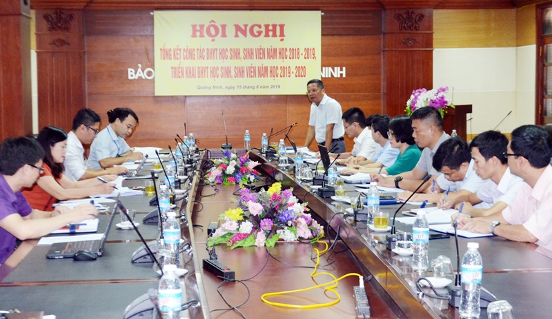 BHXH tỉnh vừa tổng kết công tác BHYT học sinh, sinh viên năm học 2018-2019, triển khai nhiệm vụ năm học 2019-2020. Ảnh: Dương Trường