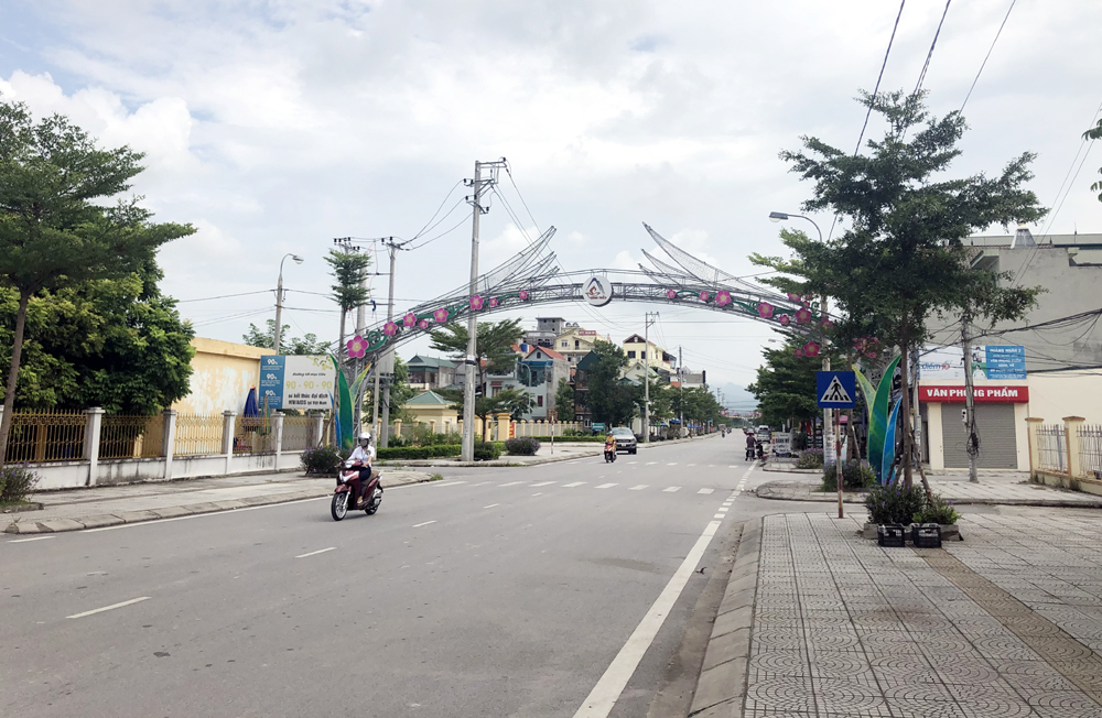 Nhiều tuyến phố của TX Đông Triều được mở rộng khang trang, hiện đại