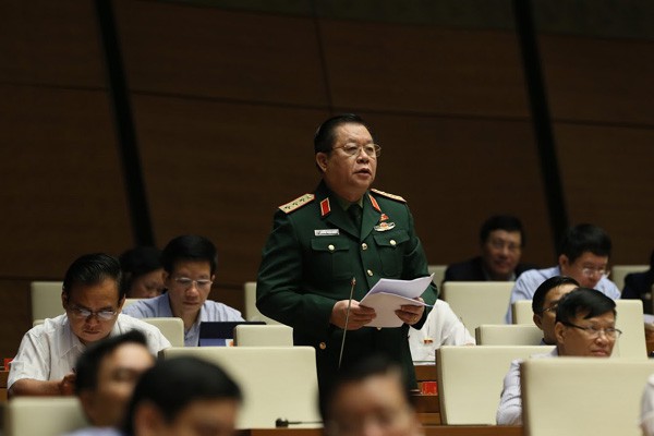 Đại biểu Nguyễn Trọng Nghĩa, đoàn Tiền Giang 