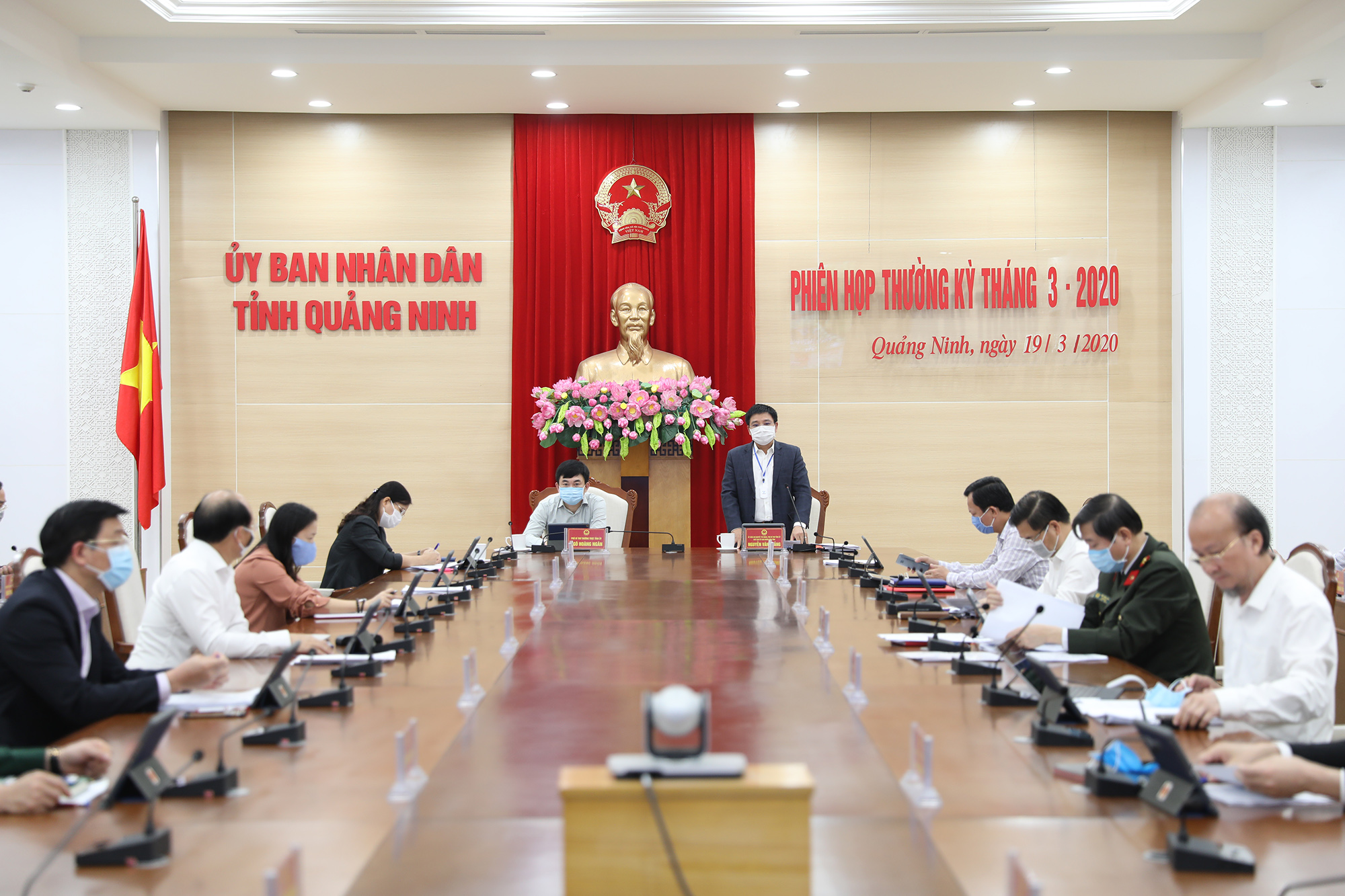 Đồng chí Nguyễn Văn Thắng, Phó Bí thư Tỉnh ủy, Chủ tịch UBND tỉnh chủ trì