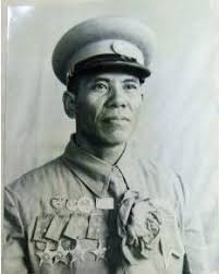 Anh hùng lực lượng vũ trang Nguyễn Văn Thuần.
