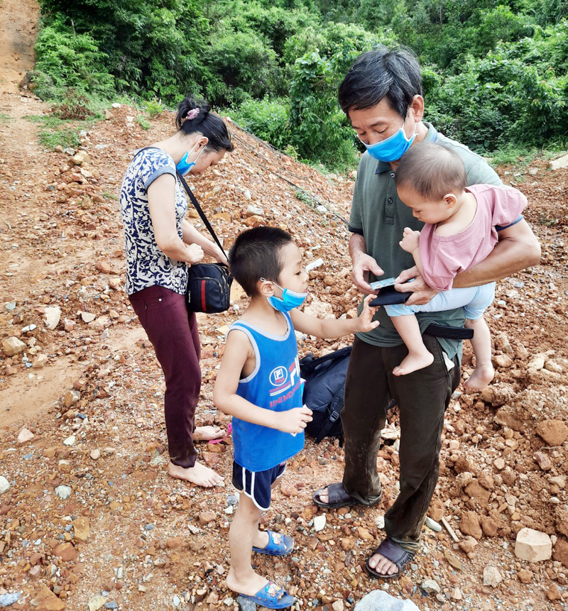 Gia đình anh