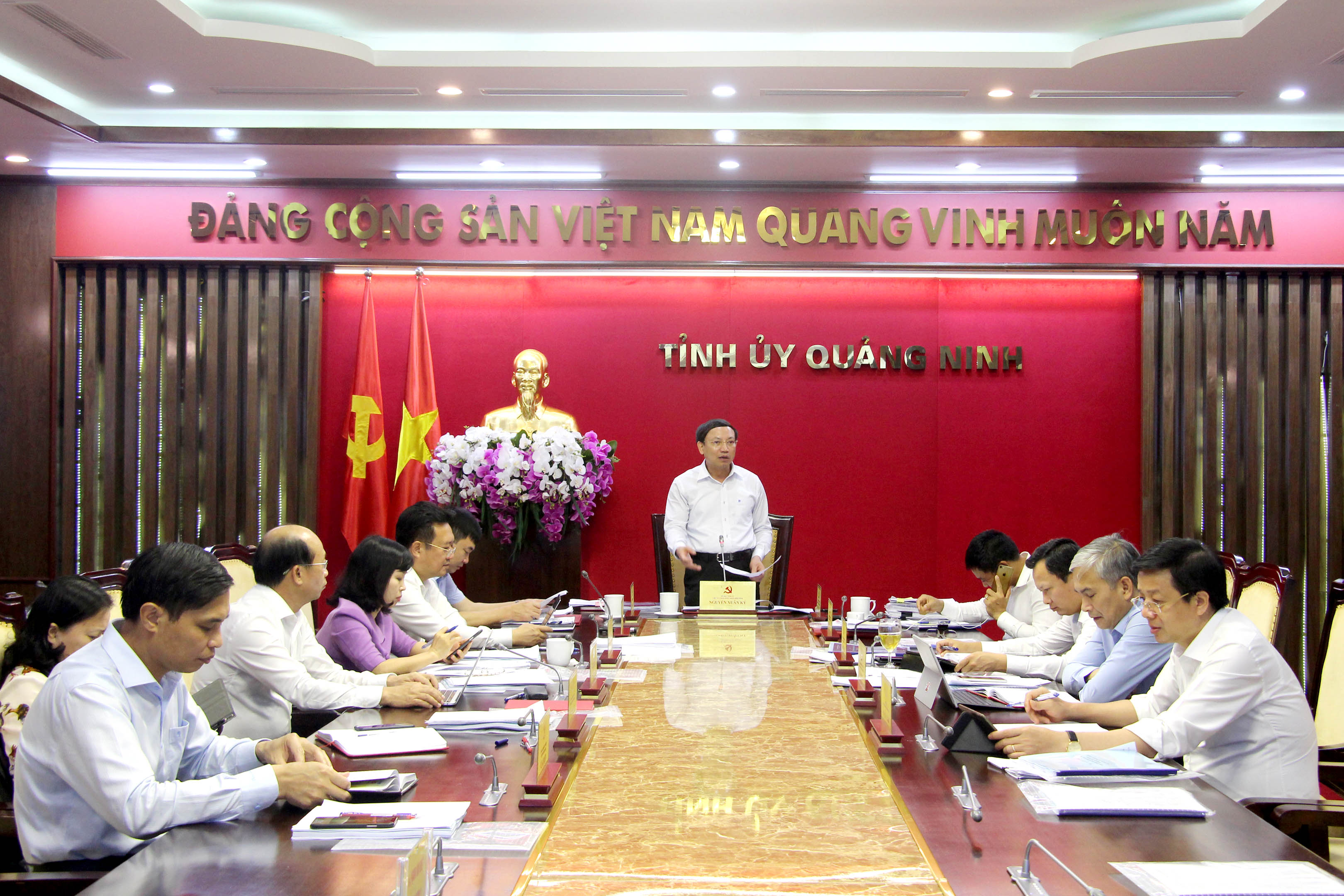 Hội nghị Ban Thường vụ tỉnh ủy.