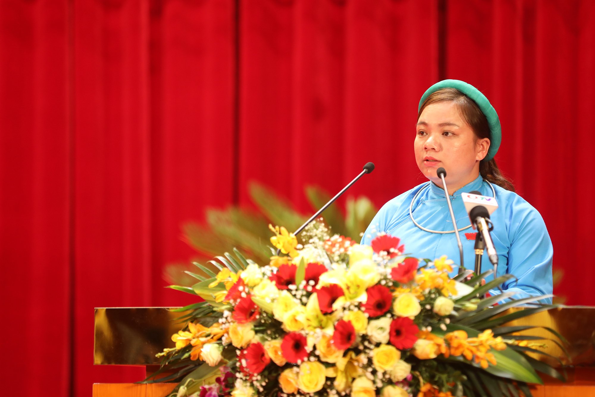 Đại biểu Sẻn Thị Hỷ, Tổ đại biểu TP Móng Cái.
