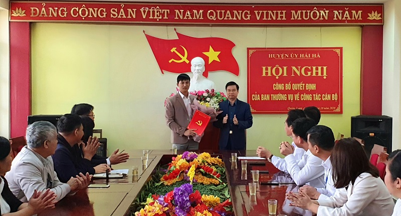 Ảnh với chú thích
