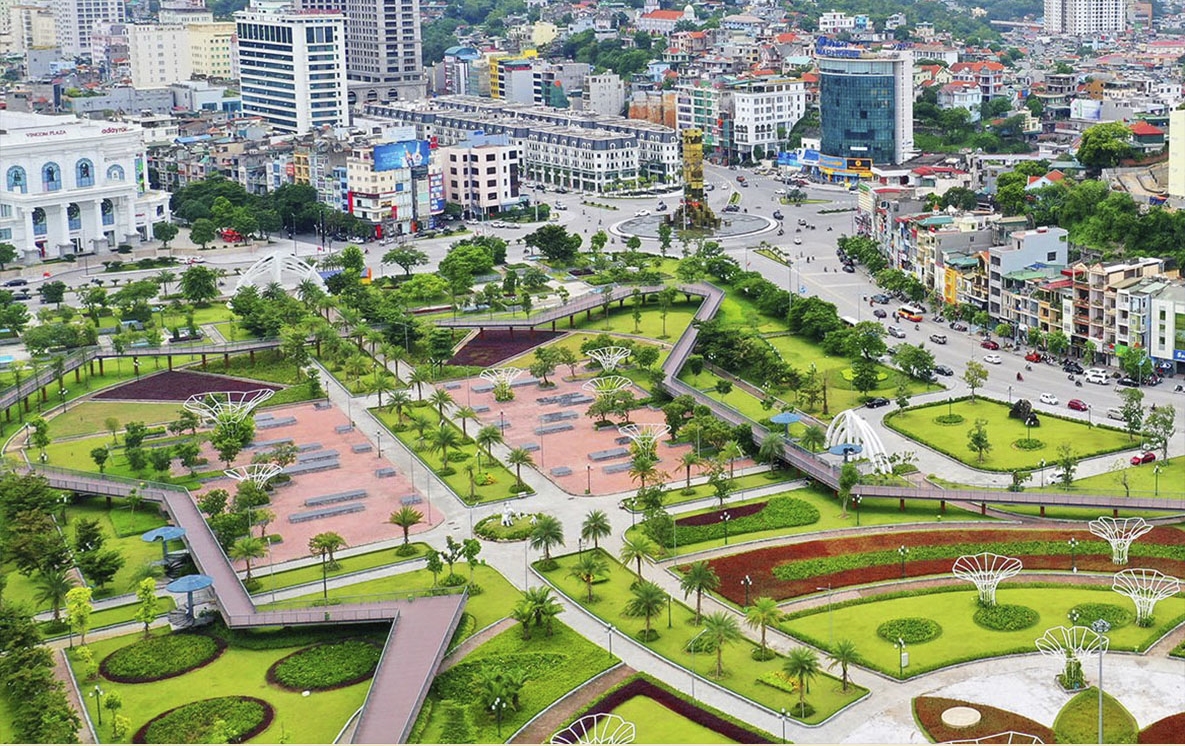 Công viên Lán Bè-công viên xanh giữa lòng Hạ Long.