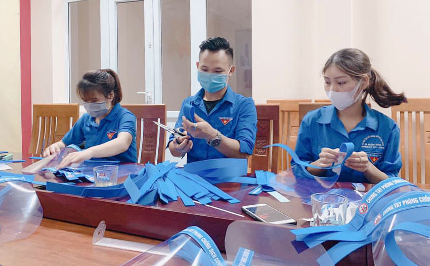 ĐVTN huyện Hải Hà làm tấm chắn giọt bắn cho lực lượng phục vụ công tác bầu cử trên địa bàn huyện.