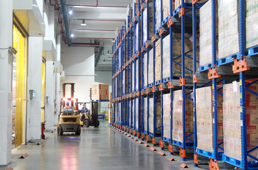 Hoạt động sản xuất của Công ty TNHH Dầu thực vật Cái Lân tại KCN Cái Lân. Ảnh: Mạnh Trường