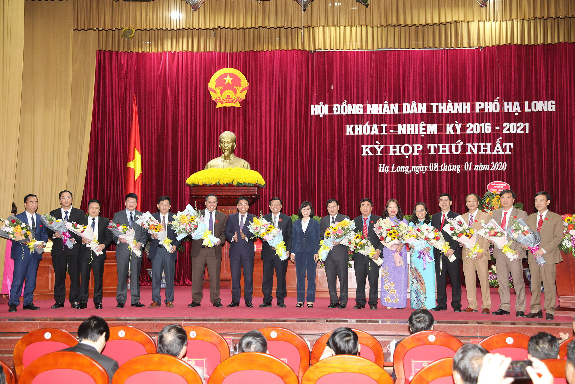Ảnh với chú thích