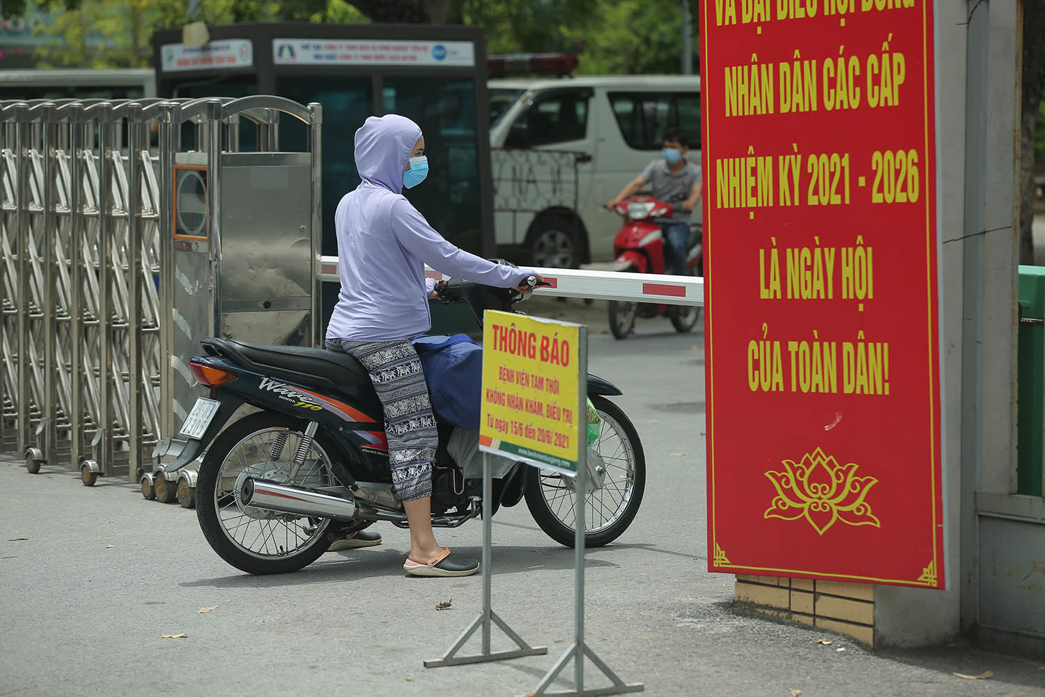 Bệnh viện Đức Giang ngừng nhận bệnh nhân, kiểm soát chặt ra vào