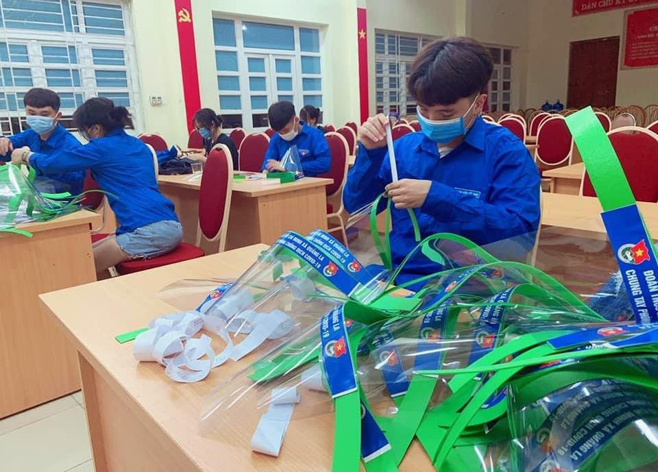 Ảnh với chú thích