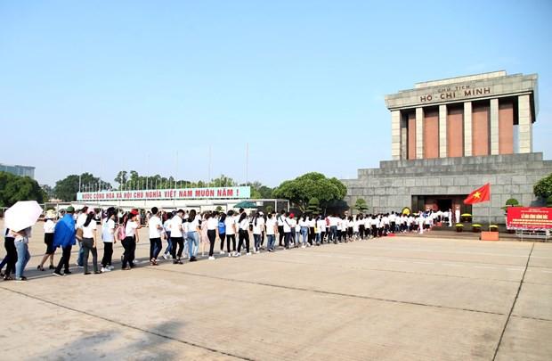 Lăng Chủ tịch Hồ Chí Minh - Mãi là không gian thiêng liêng của dân tộc hình ảnh 1 Lang Chu tich Ho Chi Minh - Mai la khong gian thieng lieng cua dan toc hinh anh 1