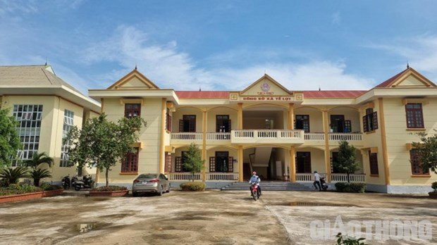 Thanh Hóa: Cách chức 4 lãnh đạo xã đánh bài trong trụ sở làm việc hình ảnh 1 Thanh Hoa: Cach chuc 4 lanh dao xa danh bai trong tru so lam viec hinh anh 1