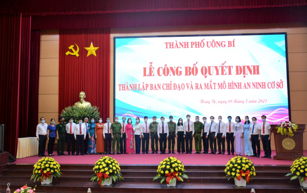 Ban chỉ đạo mô hình An ninh cơ sở TP Uông Bí ra mắt ngày 8/7, dưới sự chứng kiến của lãnh đạo tỉnh và lãnh đạo Công an tỉnh.