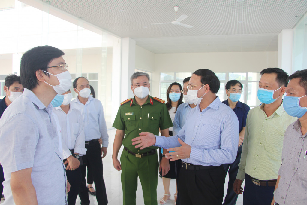 Đồng chí Bí thư Tỉnh ủy yêu cầu lên phương án sẵn sàng về người, trang thiết bị, cơ chế vận hành để khi cần thiết