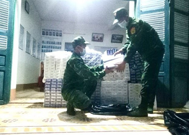 An Giang: Thu giữ gần 3.900 bao thuốc lá điếu ngoại nhập lậu hình ảnh 1 An Giang: Thu giu gan 3.900 bao thuoc la dieu ngoai nhap lau hinh anh 1