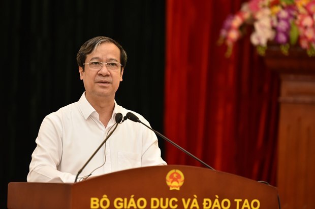 Bộ trưởng GD-ĐT: Mỗi cơ sở giáo dục là một 'pháo đài chống dịch' hình ảnh 1 Bo truong GD-DT: Moi co so giao duc la mot 'phao dai chong dich' hinh anh 1