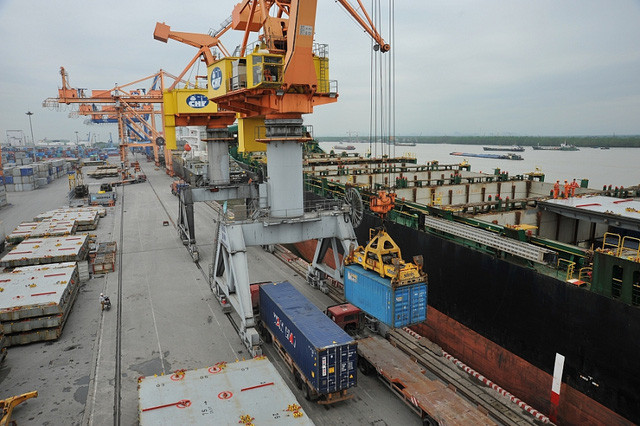 Năm 2021, kim ngạch xuất khẩu có thể đạt 313 tỷ USD - Ảnh 1. Năm 2021, kim ngạch xuất khẩu có thể đạt 313 tỷ USD - Ảnh 1.