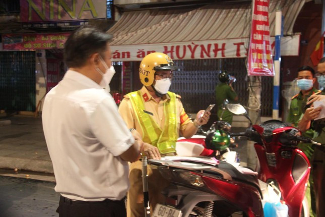 Thêm một tỉnh thực hiện giấy đi đường do Công an cấp từ 0 giờ ngày 7/9 ảnh 1