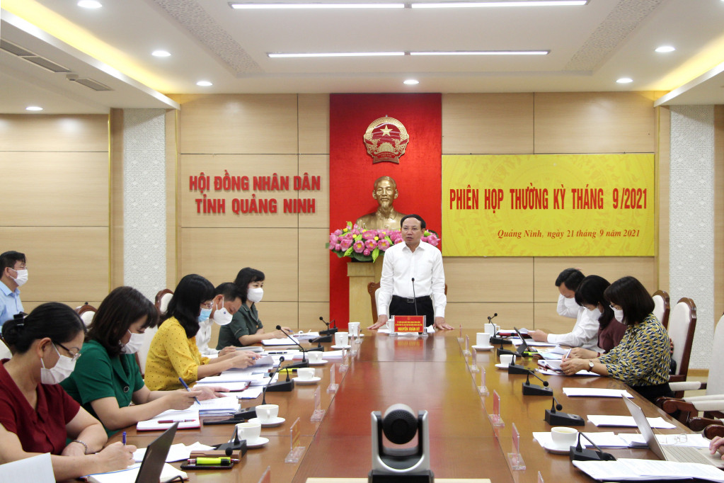 Đồng chí Nguyễn Xuân Ký, Ủy viên Trung ương Đảng, Bí thư Tỉnh ủy, Chủ tịch HĐND tỉnh, chủ trì hội nghị.