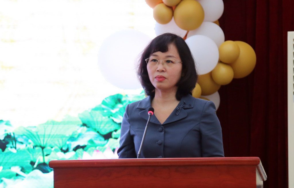 Đồng chí Trịnh Thị Minh Thanh, Phó Bí thư Tỉnh ủy, Phó Chủ tịch Thường trực HĐND tỉnh, phát biểu tại lễ xuất quân.