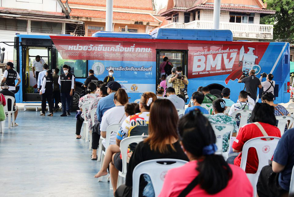 Đông Nam Á tìm cách khôi phục ngành du lịch - Ảnh 1. Đông Nam Á tìm cách khôi phục ngành du lịch - Ảnh 1.