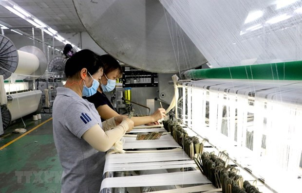 Thứ trưởng Lê Văn Thanh: Cần có chính sách giữ chân người lao động hình ảnh 1 Thu truong Le Van Thanh: Can co chinh sach giu chan nguoi lao dong hinh anh 1