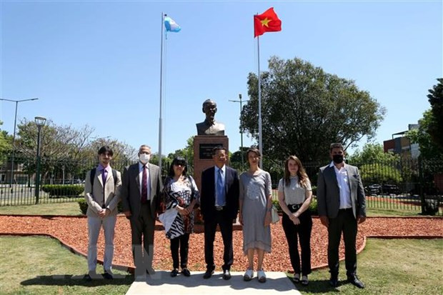 Vinh danh Chủ tịch Hồ Chí Minh tại thủ đô Buenos Aires của Argentina hình ảnh 2 Vinh danh Chu tich Ho Chi Minh tai thu do Buenos Aires cua Argentina hinh anh 2