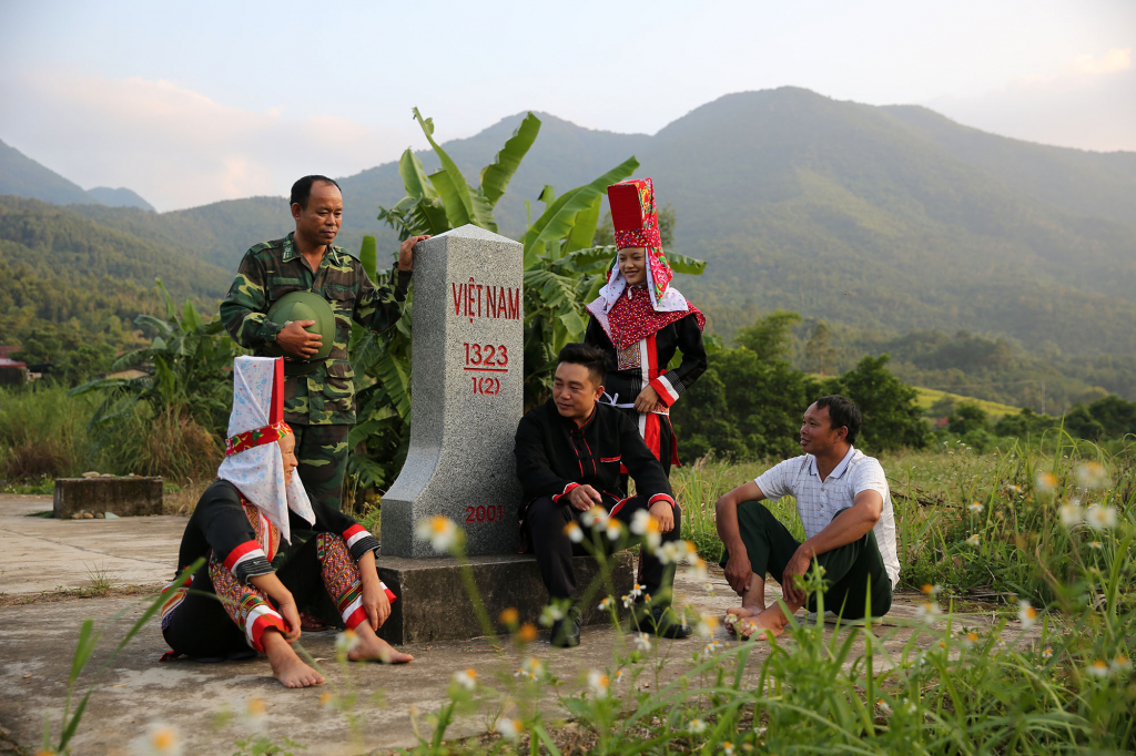 Ảnh với chú thích