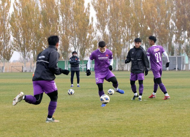 Đội tuyển U23 Việt Nam vẫn rèn sút luân lưu chờ đấu U23 Myanmar ảnh 1