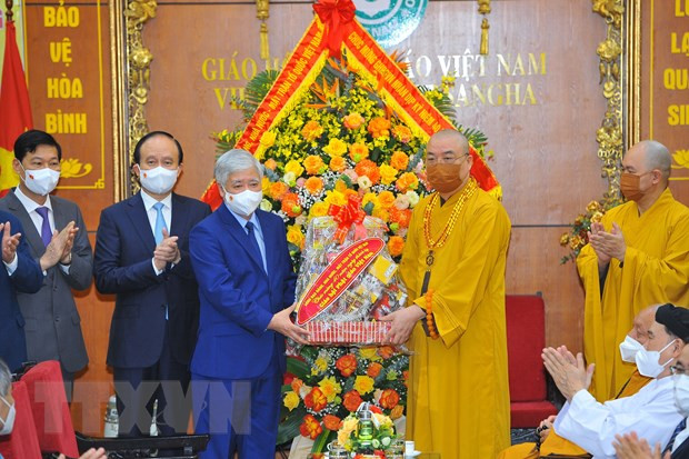 Chủ tịch Mặt trận Tổ quốc VN thăm, chúc mừng Giáo hội Phật giáo VN hình ảnh 1 Chu tich Mat tran To quoc VN tham, chuc mung Giao hoi Phat giao VN hinh anh 1