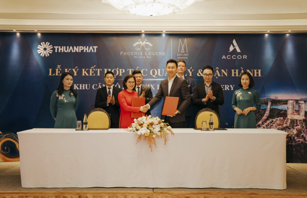 Quang cảnh lễ ký kết.