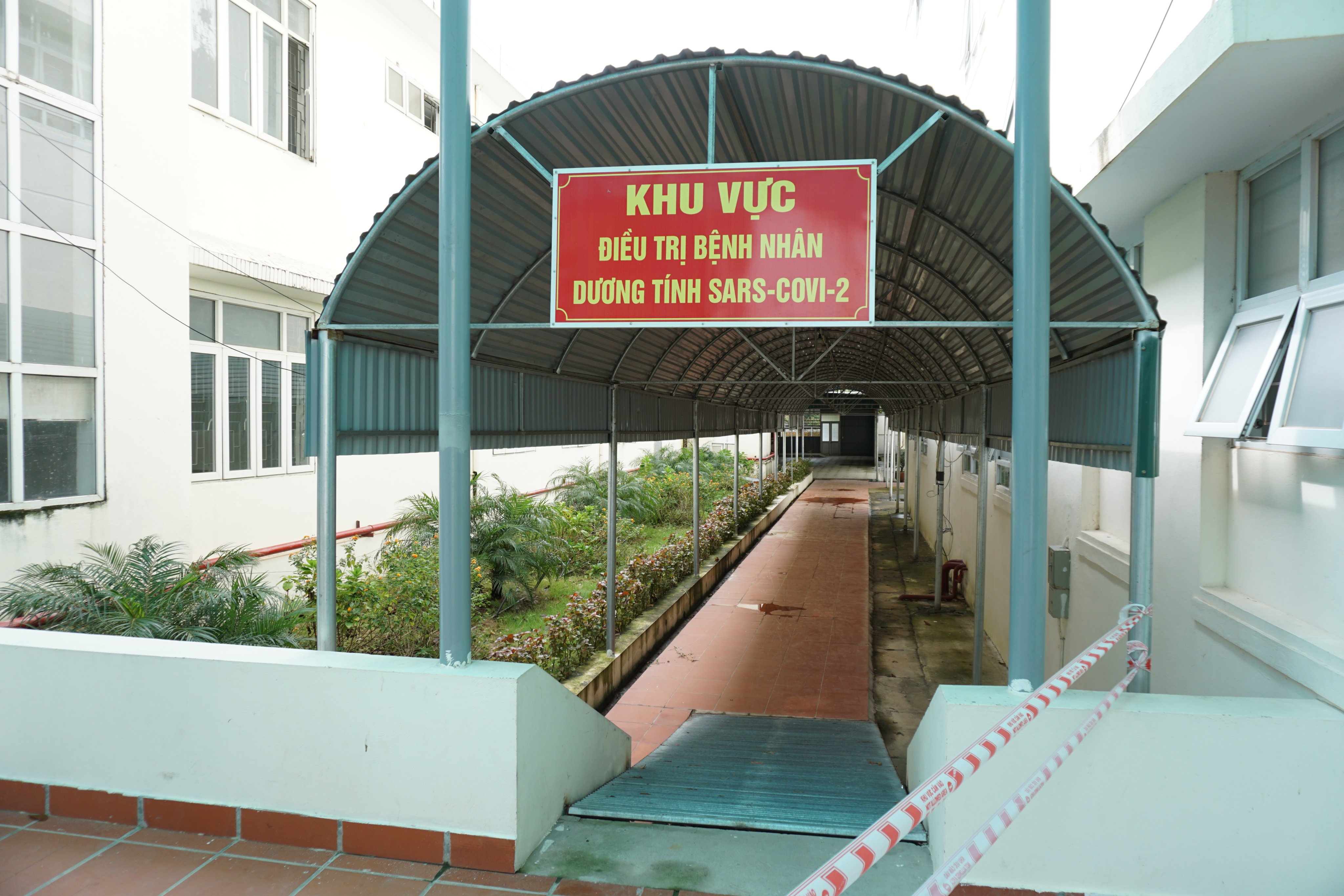 Ảnh với chú thích