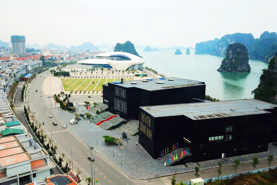 Ảnh với chú thích