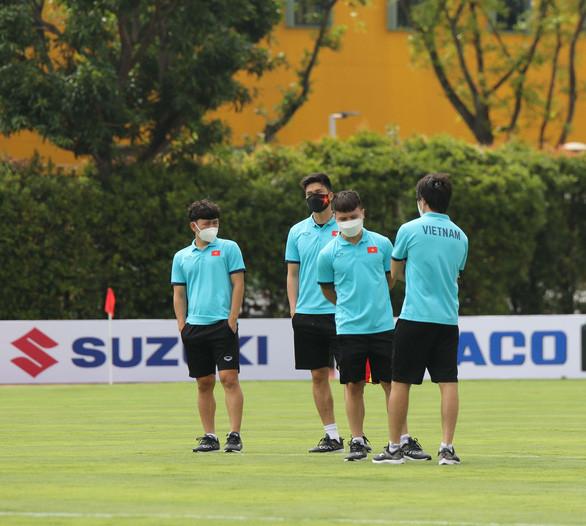 Toàn bộ vé 4 trận đấu của Việt Nam ở vòng bảng AFF Cup 2020 đều đã bán hết - Ảnh 1. Toàn bộ vé 4 trận đấu của Việt Nam ở vòng bảng AFF Cup 2020 đều đã bán hết - Ảnh 1.
