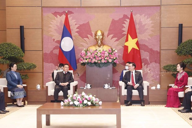 Chủ tịch Quốc hội Vương Đình Huệ đón, hội đàm với Chủ tịch QH Lào hình ảnh 2 Chu tich Quoc hoi Vuong Dinh Hue don, hoi dam voi Chu tich QH Lao hinh anh 2