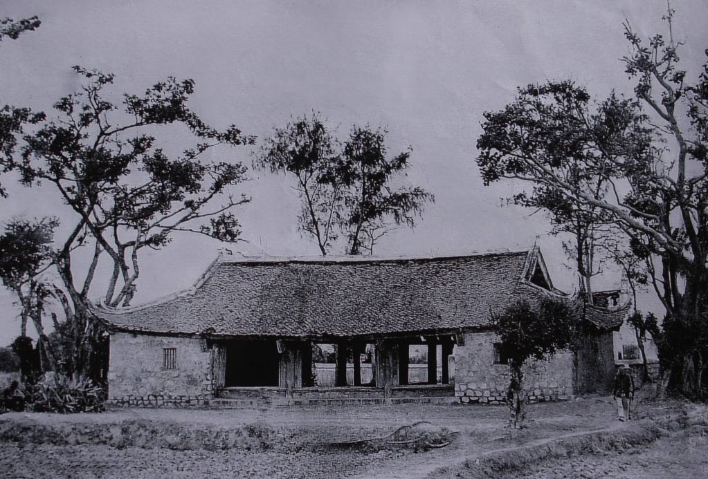 Miếu Tiên công do người Pháp chụp khoảng những năm 1900 - 1910.