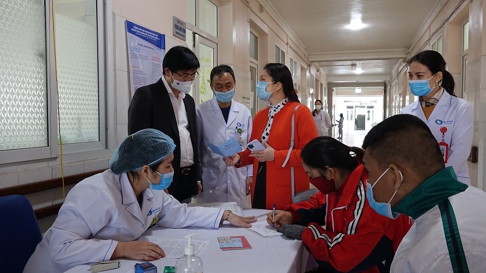 Ảnh với chú thích