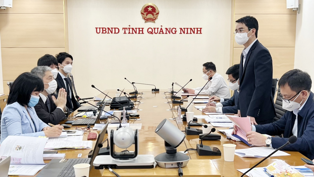 Phó Chủ tịch UBND tỉnh Phạm Văn Thành, phát biểu tại hội nghị.