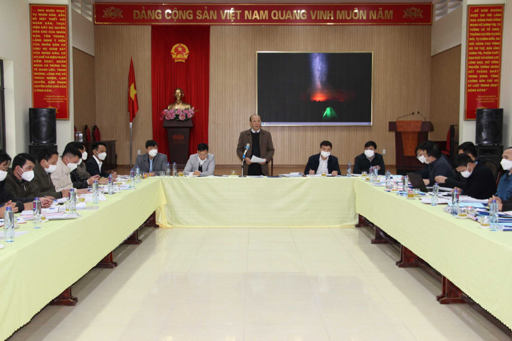 Thường trực Thị ủy, HĐND, UBND TX Quảng Yên làm việc với Đảng bộ các phường, xã trên địa bàn.