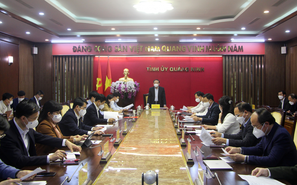 Quang cảnh hội nghị giao ban Thường trực Tỉnh ủy.